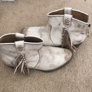 White Leather ankle cowgirl booties